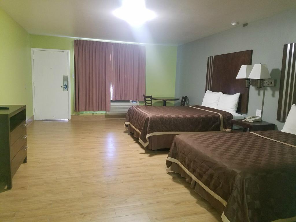 Simple Rewards Inn Roswell Exterior photo