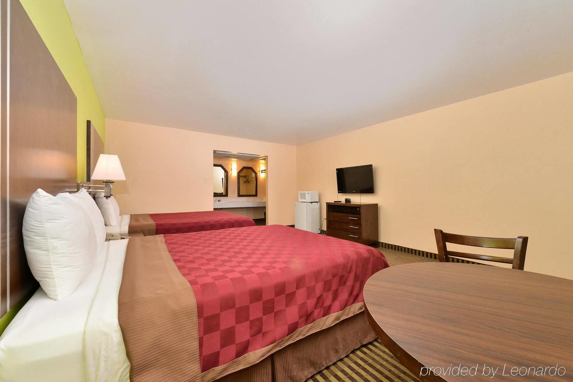 Simple Rewards Inn Roswell Exterior photo