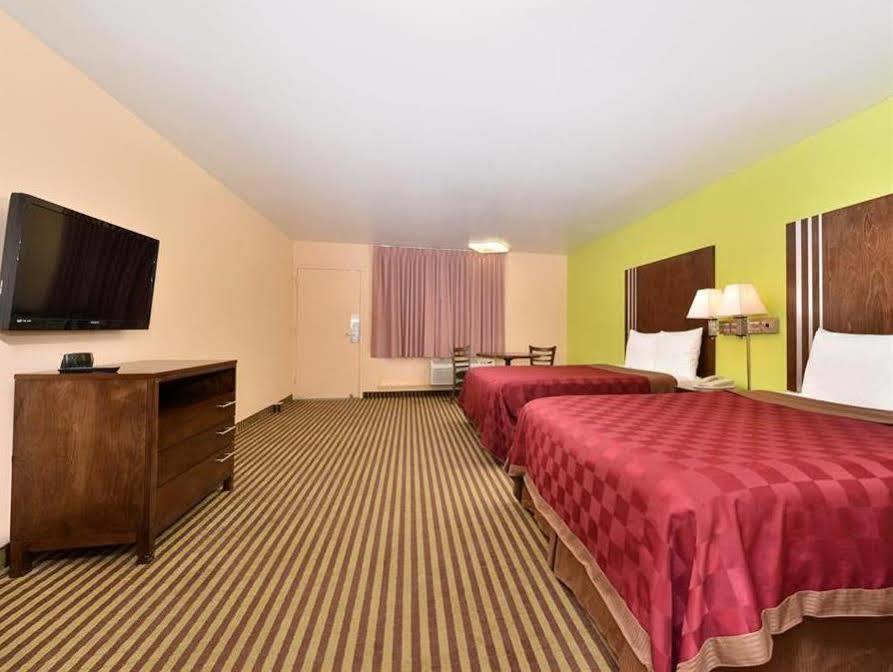 Simple Rewards Inn Roswell Exterior photo